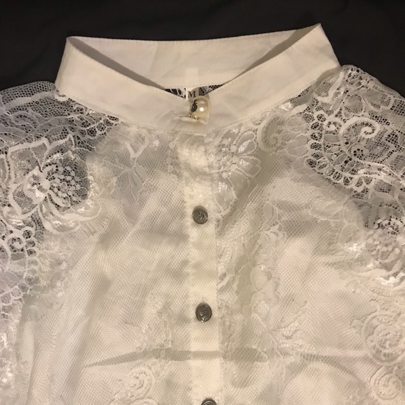 White lace dress - Picture 2 of 5